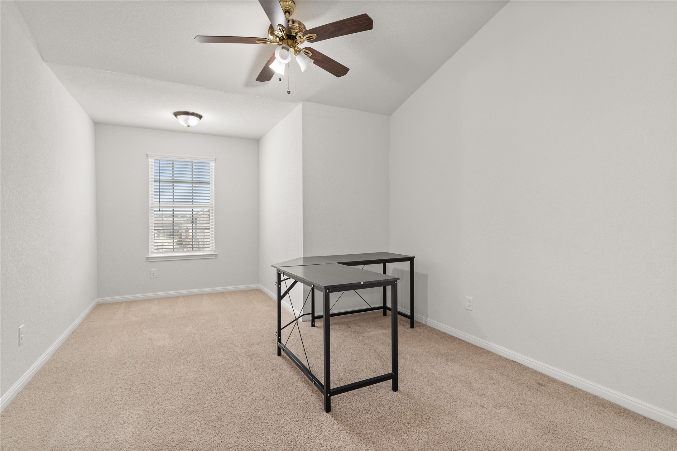 2124 Hat Bender Loop Round Rock, TX 78664 - Photo 26 of 33