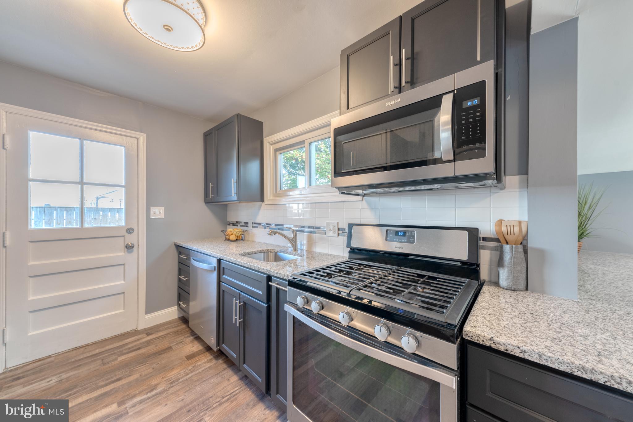 8722 Roper Road Baltimore, MD 21234 - Photo 9 of 23 Delight in cooking!