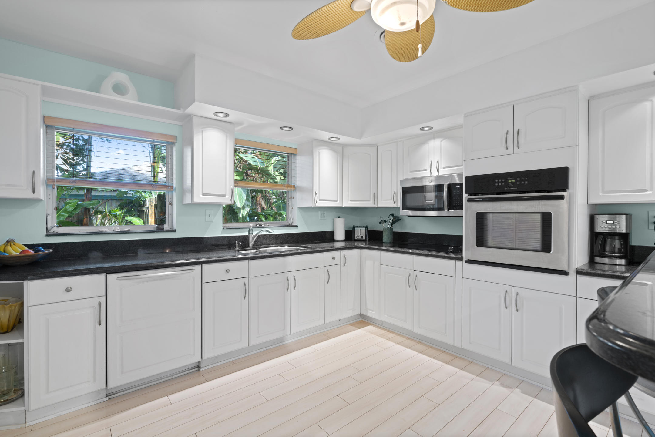 4948 Bimini Road Jupiter, FL 33469 - Photo 10 of 21 WAL0069