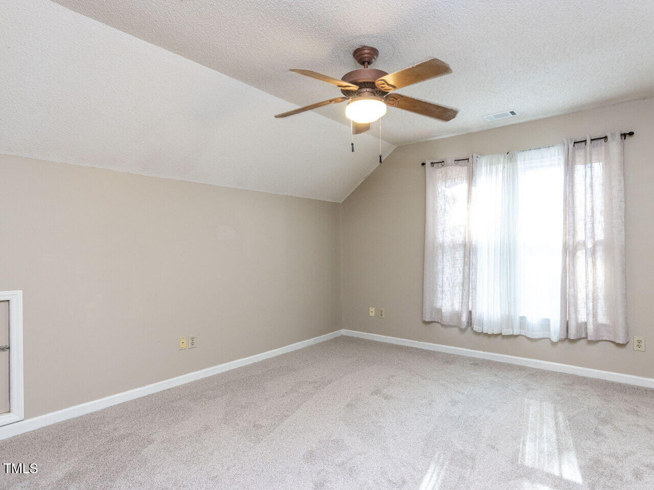 3401 Singleleaf Lane Raleigh, NC 27616 - Photo 27 of 36 027-1280x960-bonus-room