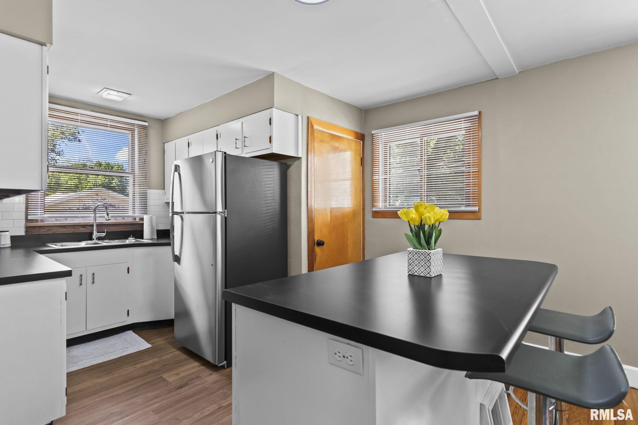 917 Cleveland Avenue Springfield, IL 62704 - Photo 14 of 35