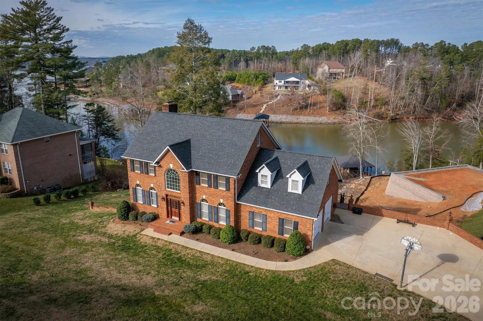 46 Mariners Point Lane Hickory, NC 28601 - Photo 2 of 43 Gallery Image 2