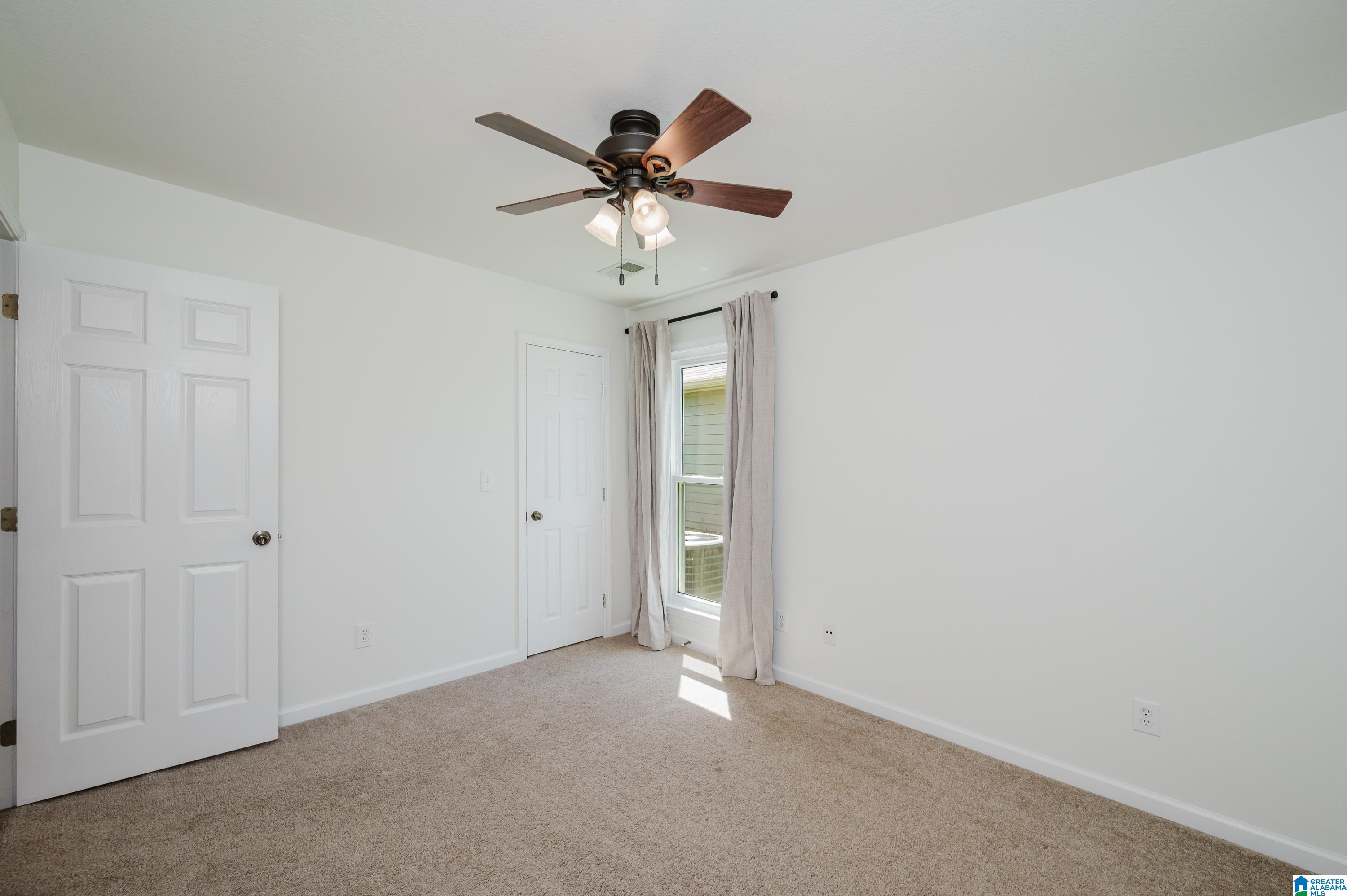 109 Sunset Lane Calera, AL 35040 - Photo 31 of 41