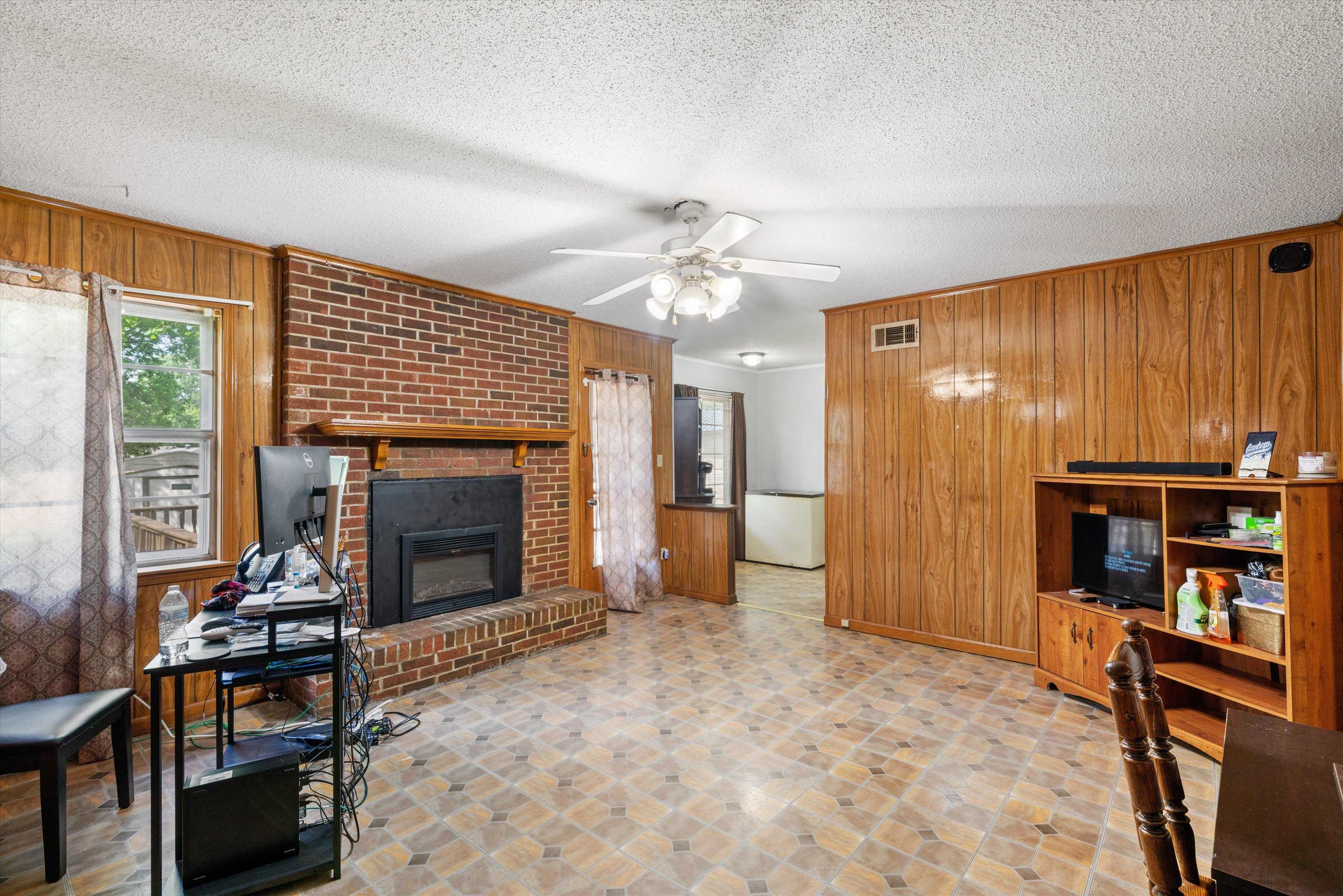 5984 Raintree Drive Memphis, TN 38115 - Photo 12 of 21 Gallery Image 12