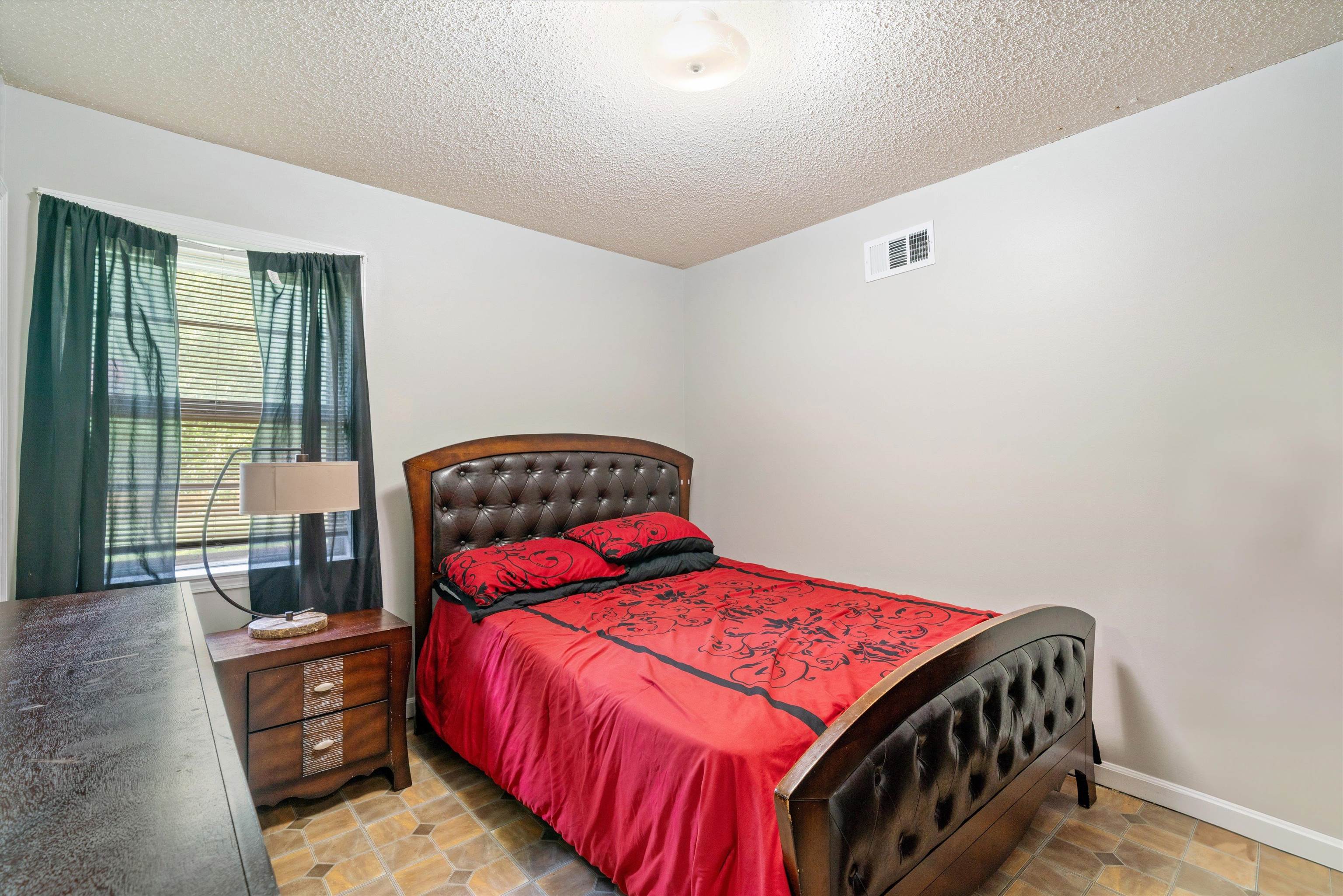5984 Raintree Drive Memphis, TN 38115 - Photo 14 of 21 Gallery Image 14