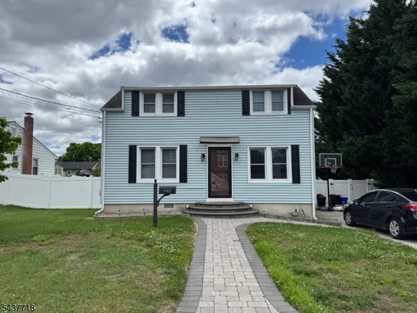$2,500 | 340 3rd Avenue, Bellmawr, NJ 08031