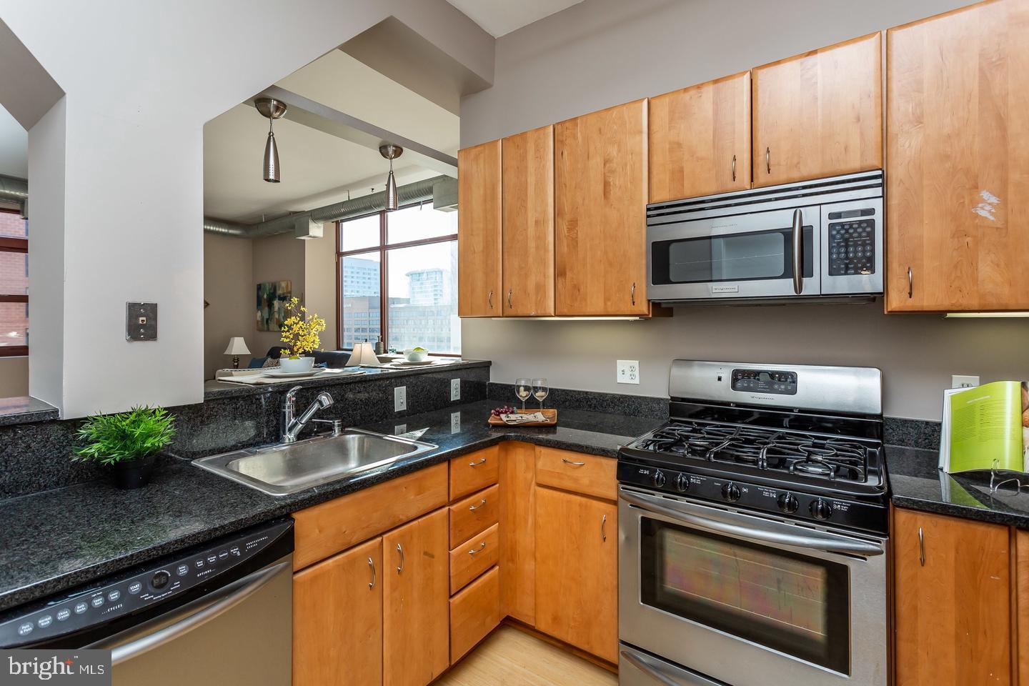 22 South Howard Street, Unit R603 Baltimore, MD 21201 - Photo 13 of 30