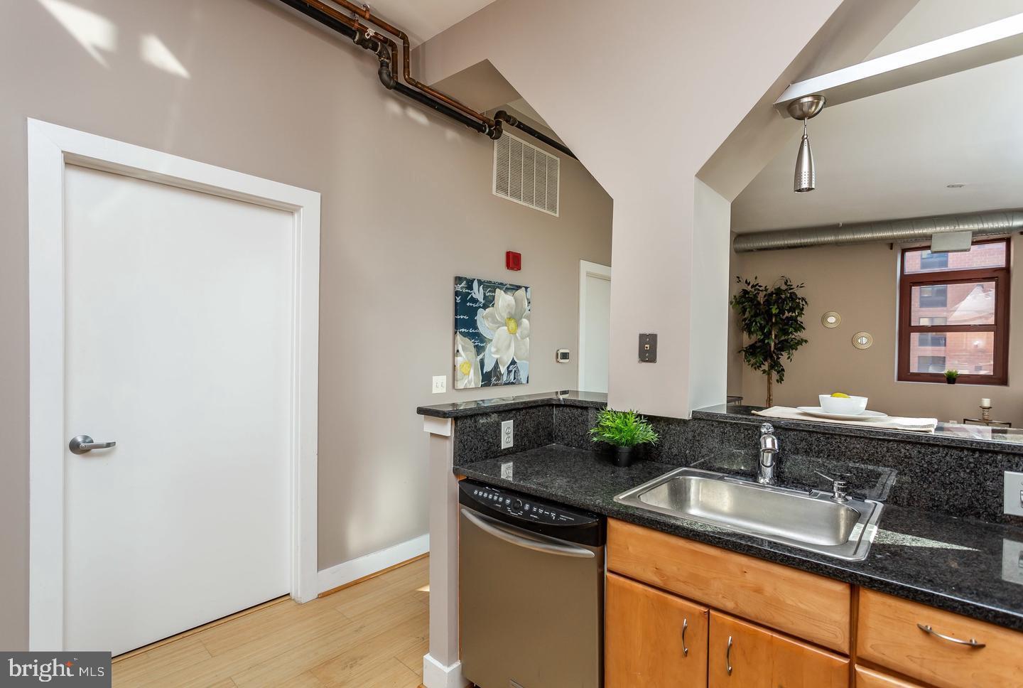 22 South Howard Street, Unit R603 Baltimore, MD 21201 - Photo 17 of 30