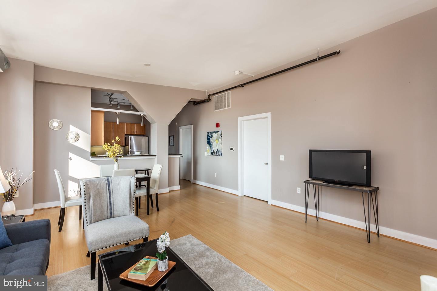 22 South Howard Street, Unit R603 Baltimore, MD 21201 - Photo 4 of 30