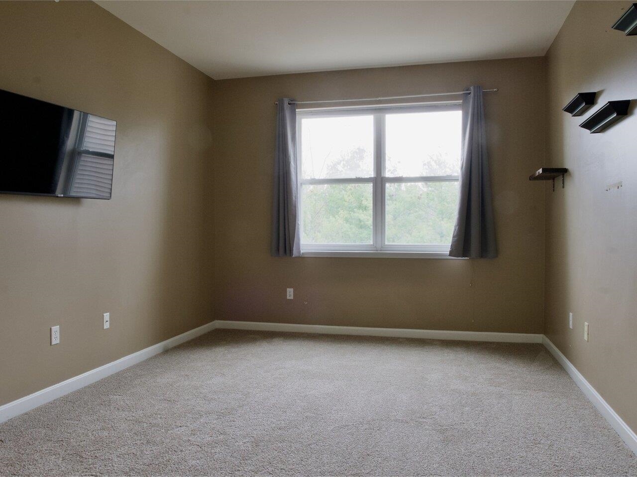 160 Wiley Road, Unit 203 Colchester, VT 05446 - Photo 7 of 24