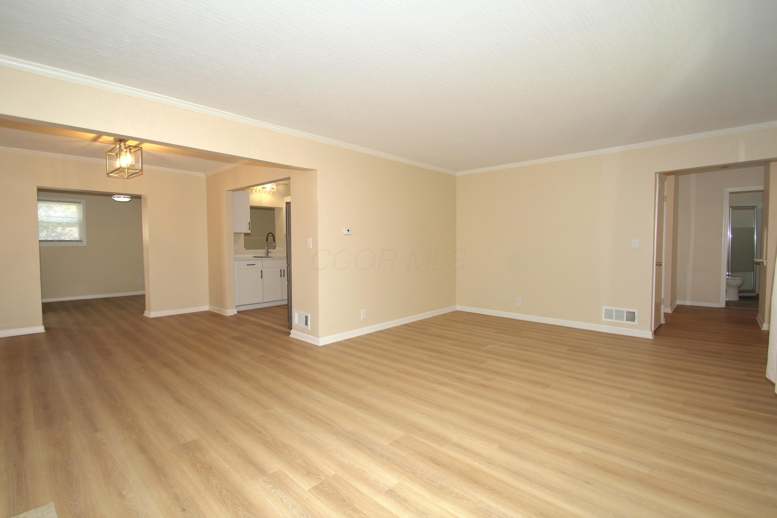 600 Agler Road Columbus, OH 43230 - Photo 12 of 55 IMG_7090