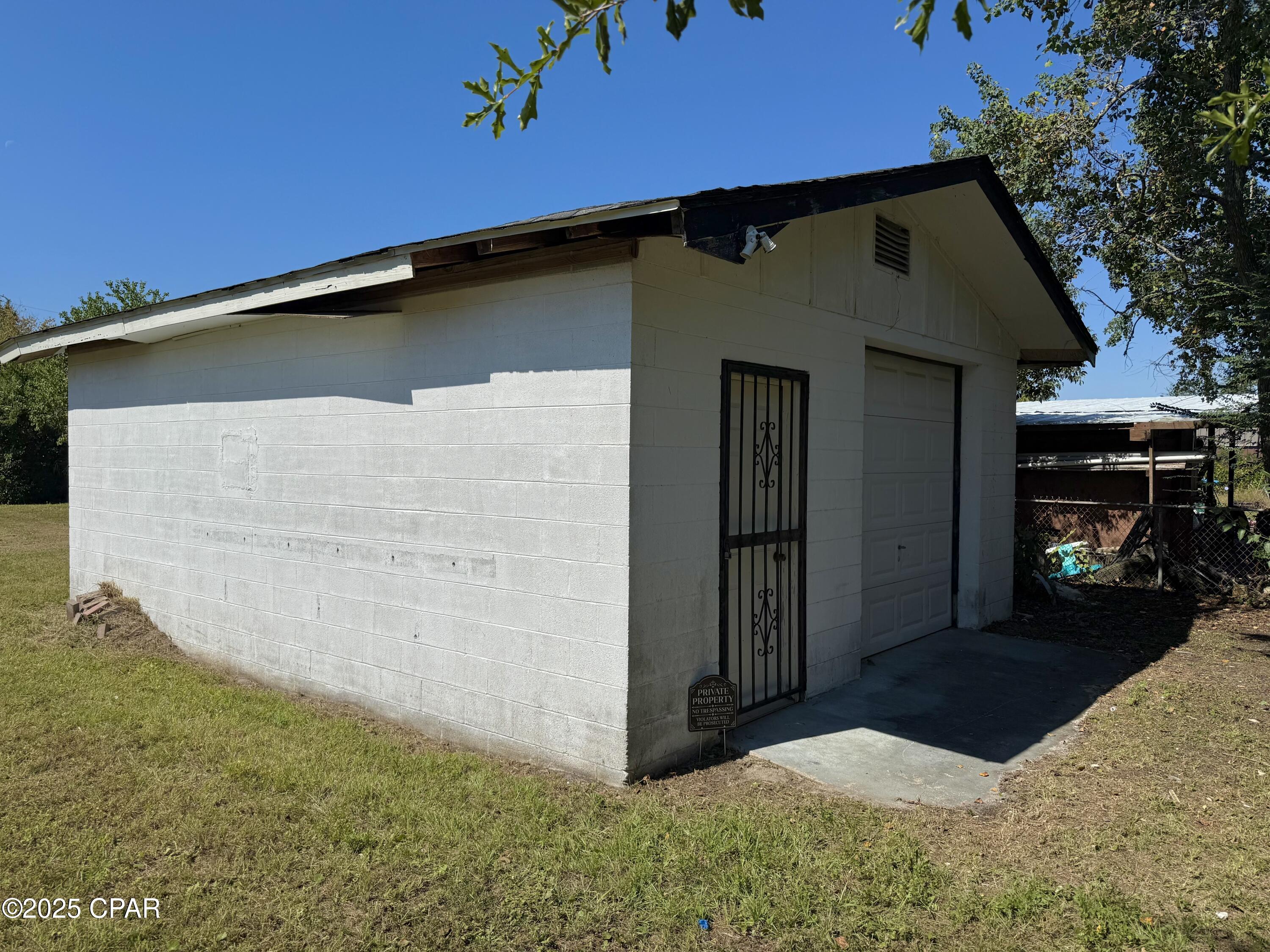 2909 East Orlando Road Panama City, FL 32405 - Photo 2 of 7