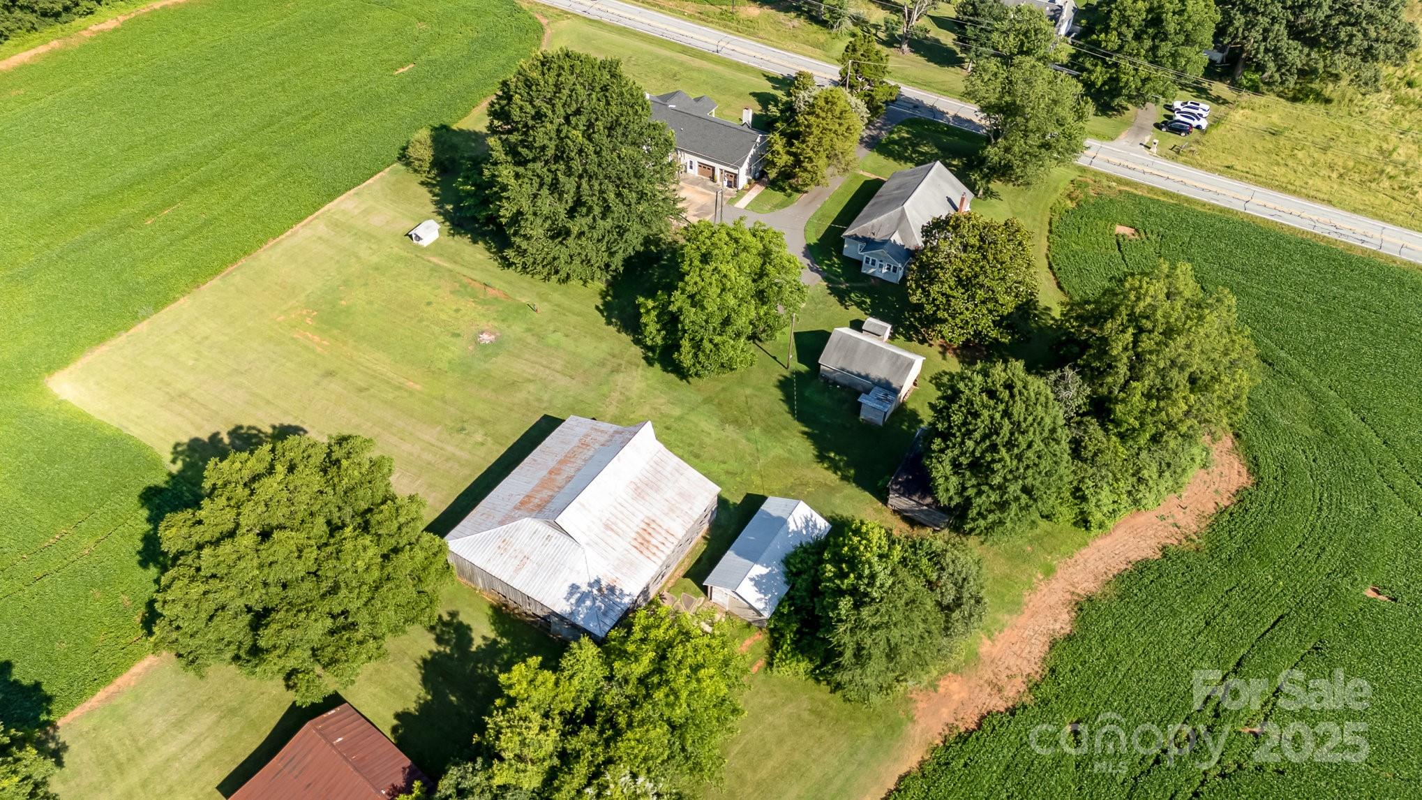 4710 Mooresville Road Salisbury, NC 28147 - Photo 3 of 28