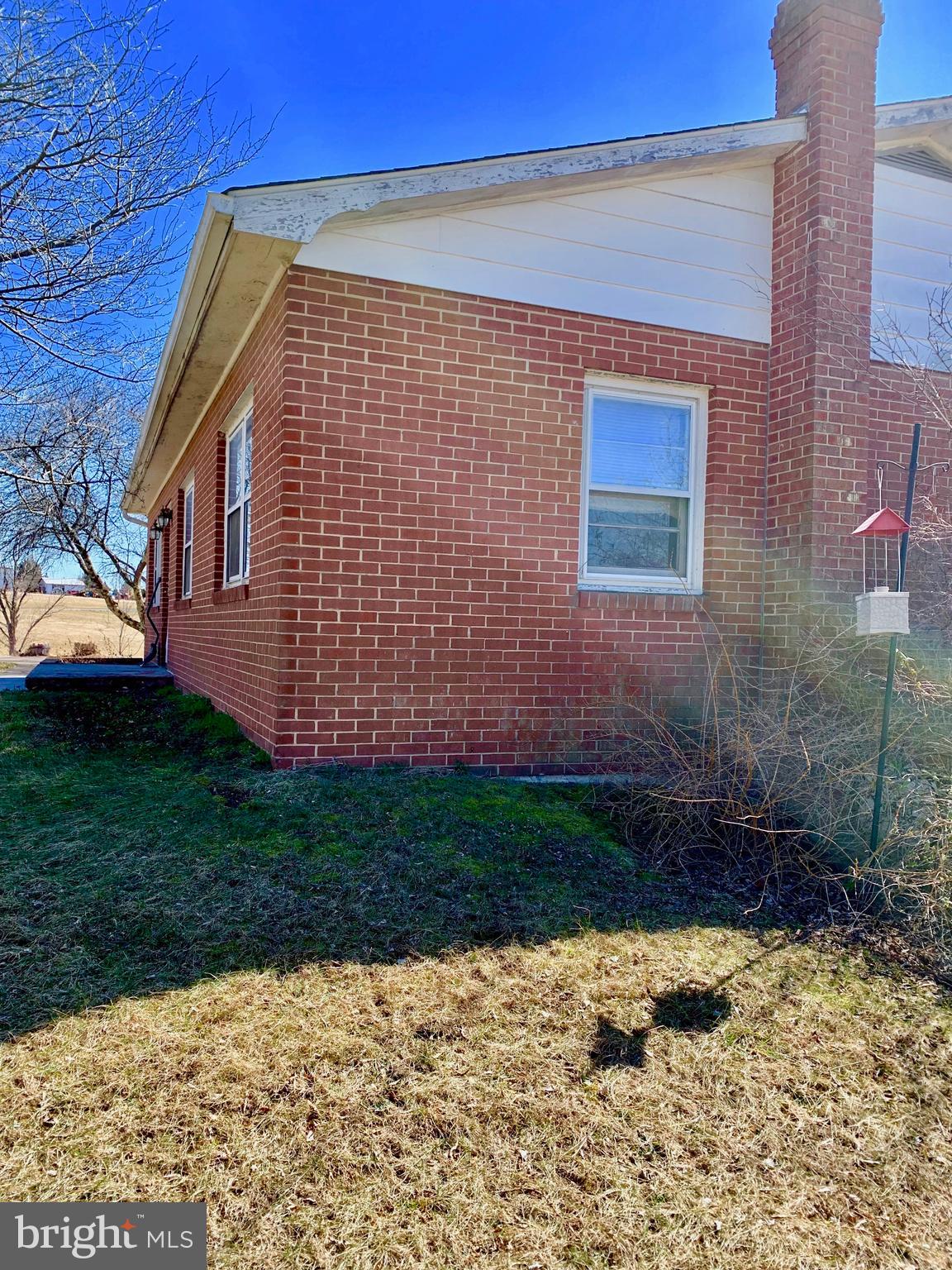 909 Huttle Road Middletown, VA 22645 - Photo 2 of 4 Gallery Image 2