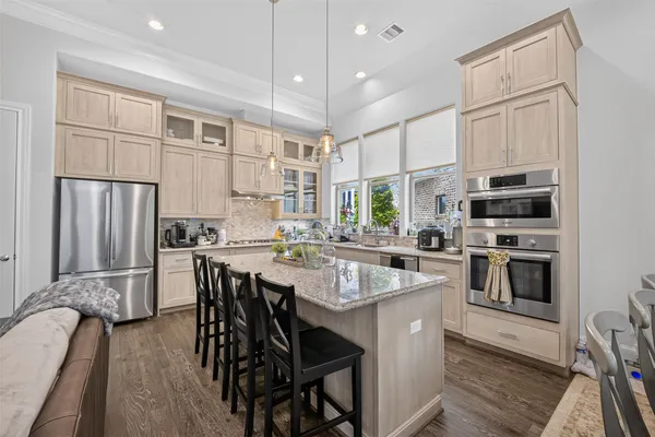 $4,900 | 2703 Kinsley Oaks Drive, Houston, TX 77007