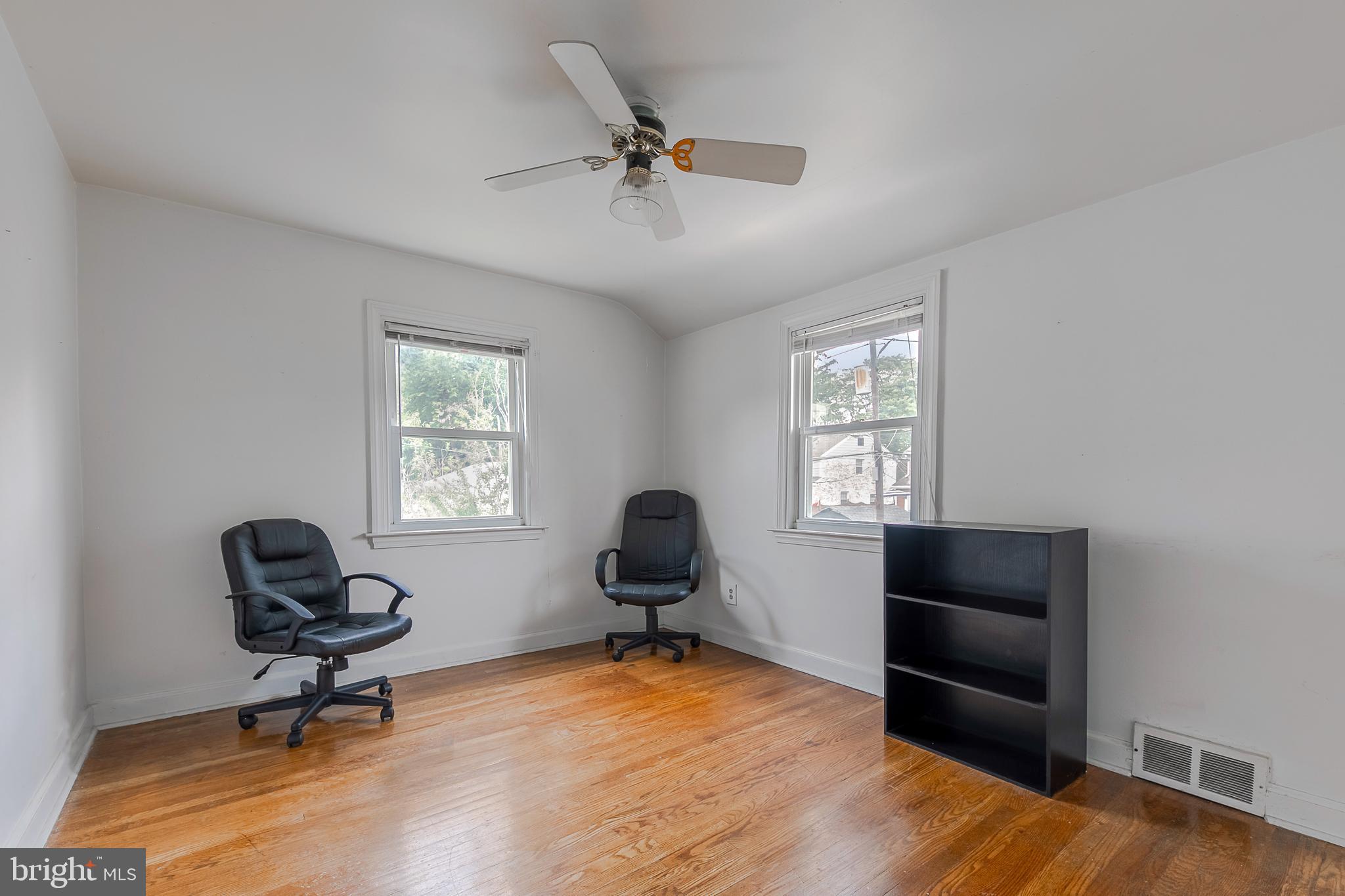 1437 West Wynnewood Road Ardmore, PA 19003 - Photo 11 of 14 Gallery Image 11