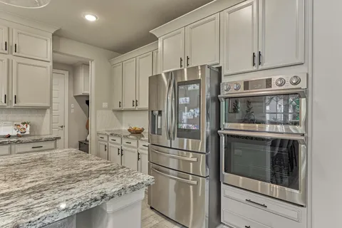 $745,000 | 238 Bronze View Drive, Montgomery, TX 77316