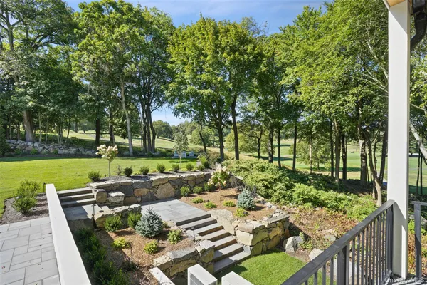 $6,495,000 | 11 Boxwood Lane, Rye, NY 10580