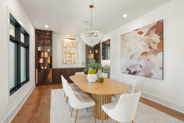 $6,495,000 | 11 Boxwood Lane, Rye, NY 10580