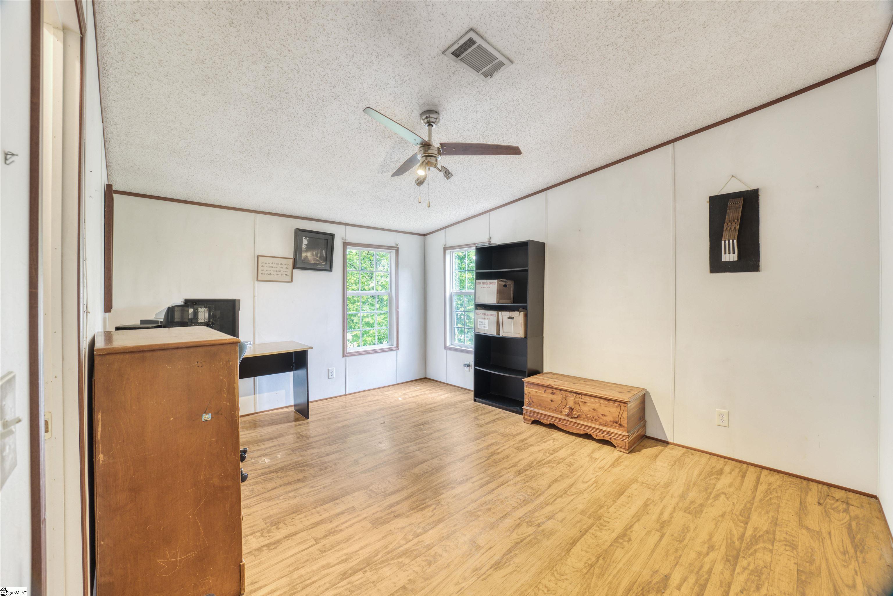 189 Farmers Hill Road Liberty, SC 29657 - Photo 21 of 31