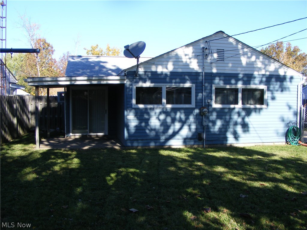 689 Weller Road Elyria, OH 44035 - Photo 6 of 24 Gallery Image 6