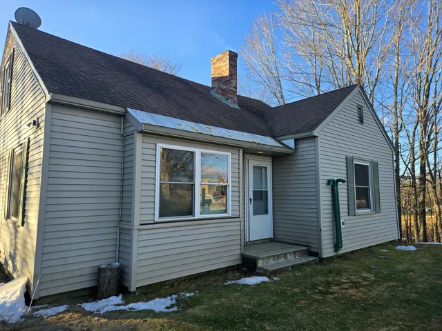 $199,000 | 1180 West Main Street, Dover-Foxcroft, ME 04426