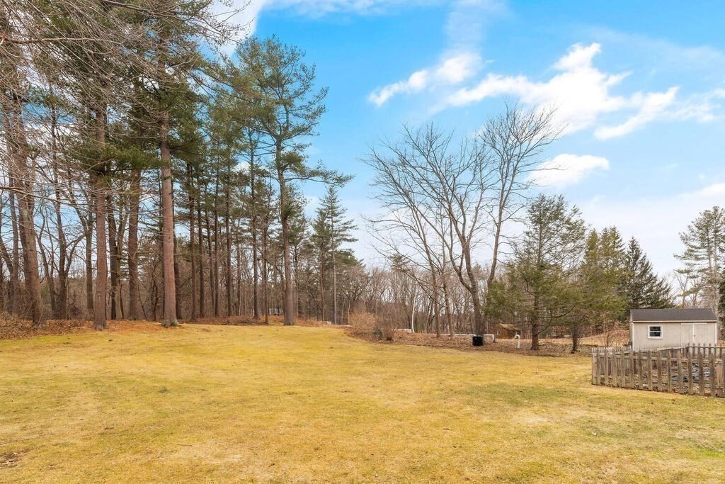 22 Woodside Road Topsfield, MA 01983 - Photo 23 of 27