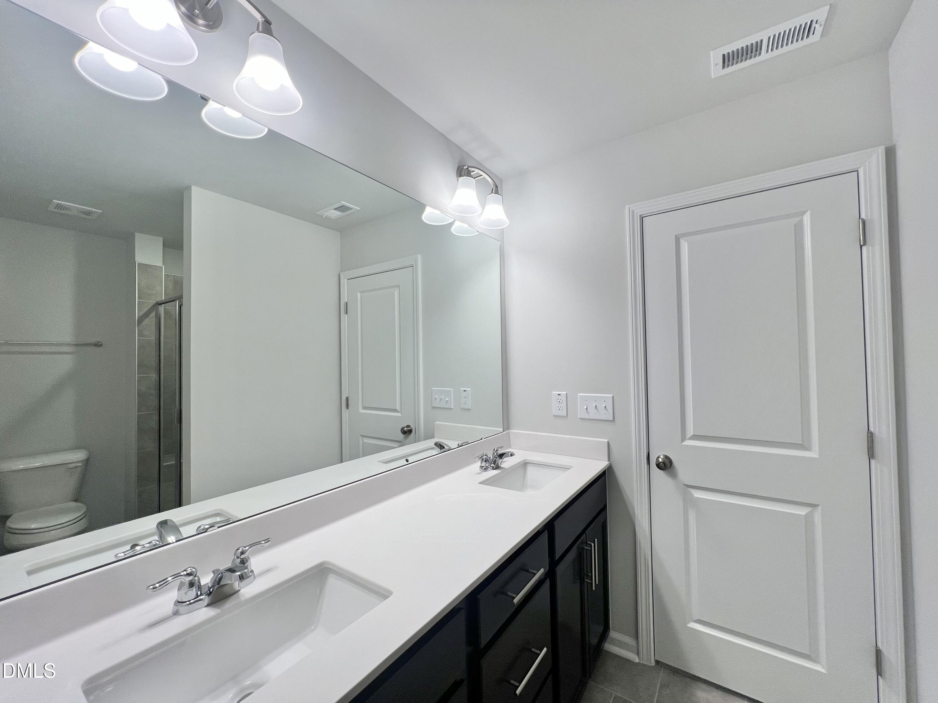 2533 Chert Lane Raleigh, NC 27610 - Photo 16 of 28 IMG_5273