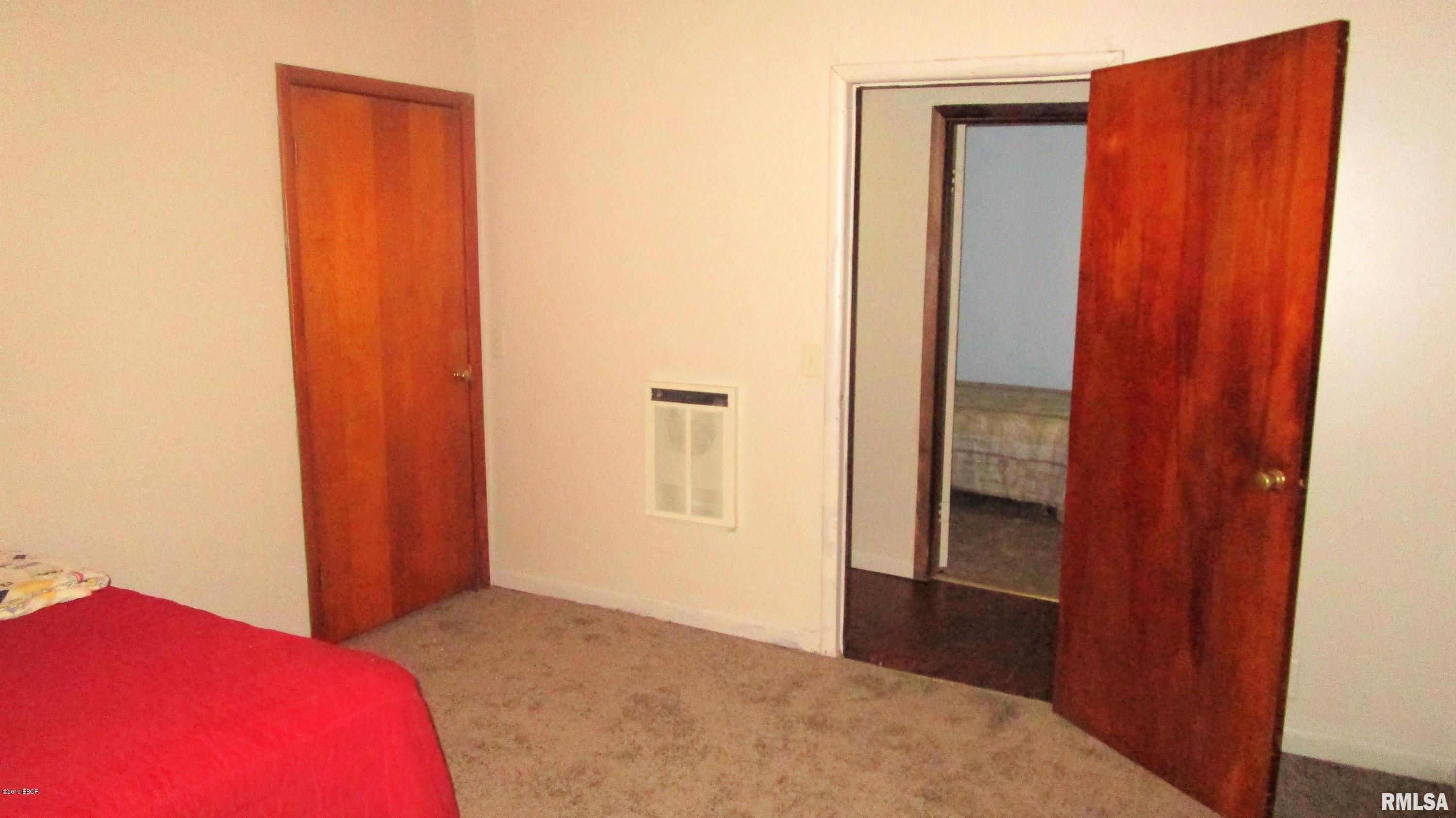 305 Karr Street Flora, IL 62839 - Photo 29 of 44 Gallery Image 29