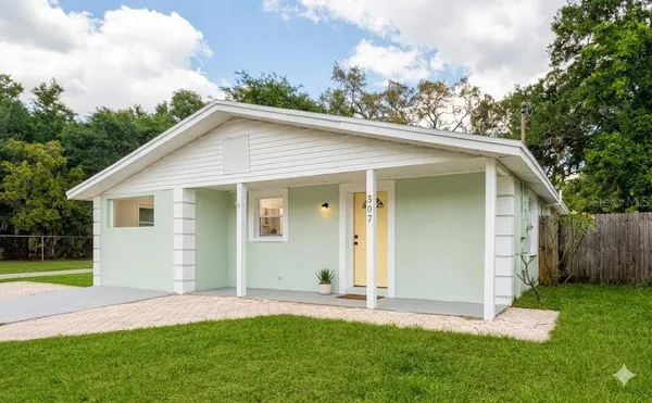 $3,150 | 307 West Woodlawn Avenue, Tampa, FL 33603