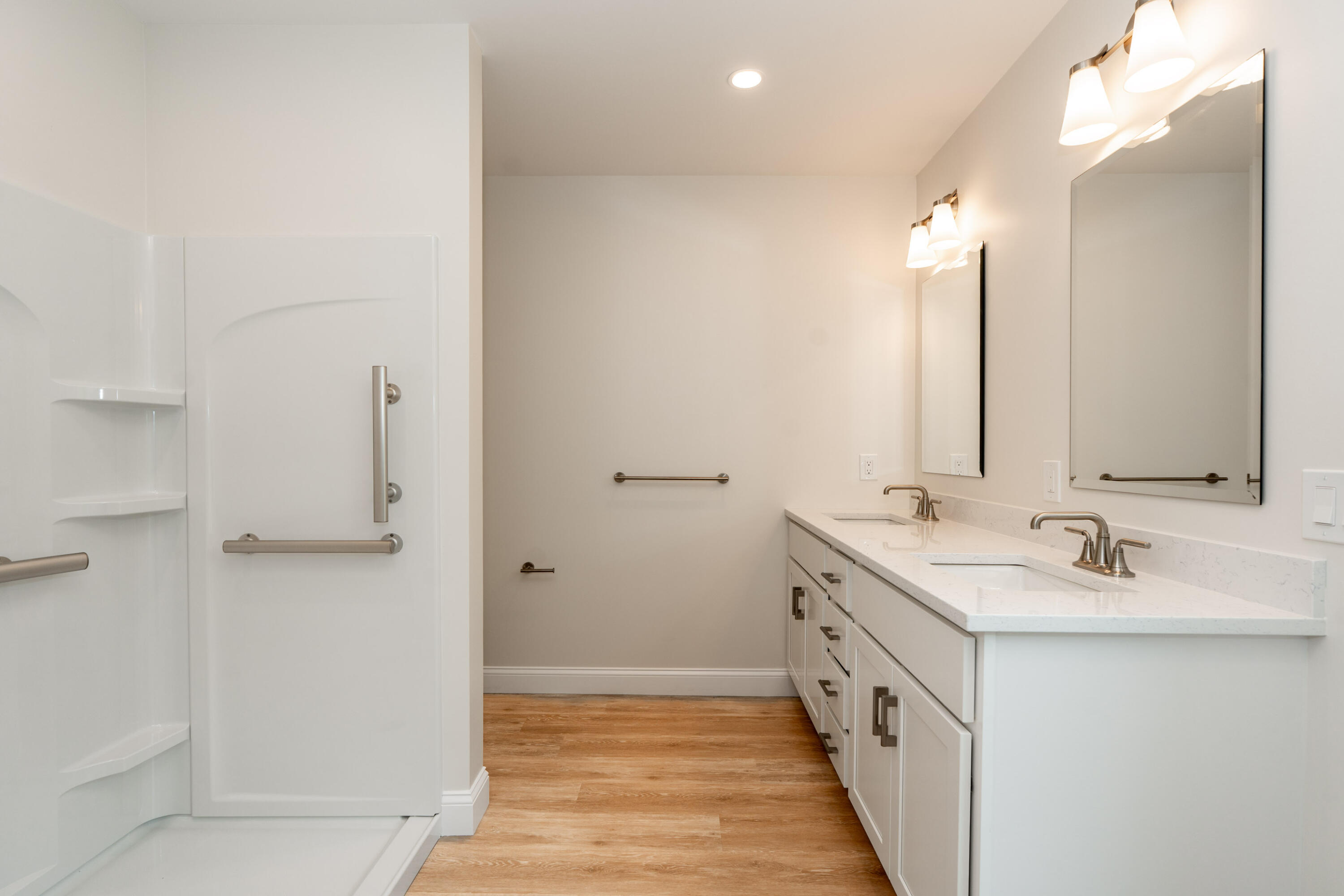 7 Daybreak Lane, Unit 3 Windham, ME 04062 - Photo 4 of 13 Aging in Place Bathroom Facsimile