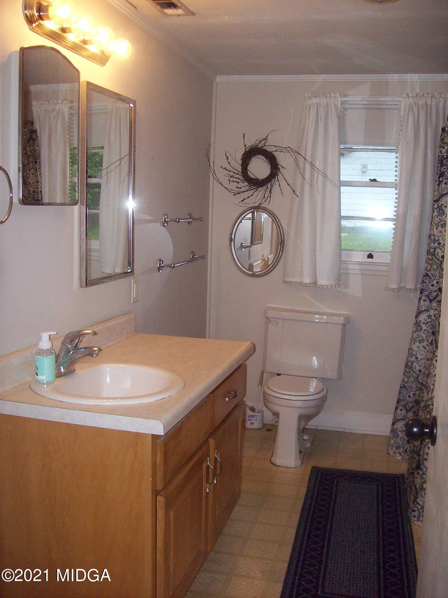 6221 Davis Road Macon, GA 31217 - Photo 12 of 28 102_0039