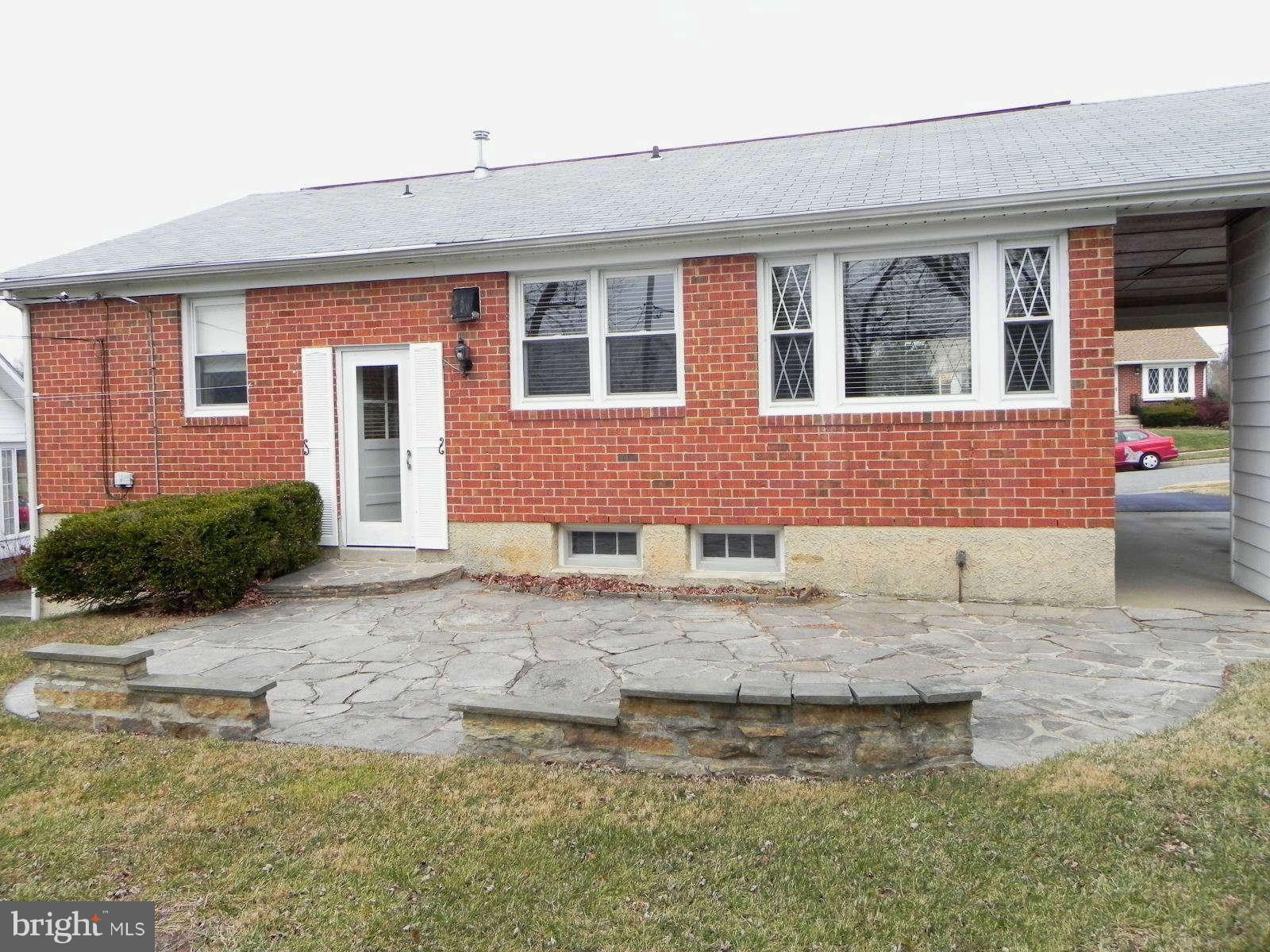 Exterior  Rear
