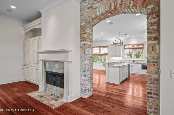 $575,000 | 129 Carrick Avenue, Madison, MS 39110