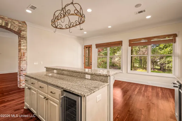 $575,000 | 129 Carrick Avenue, Madison, MS 39110