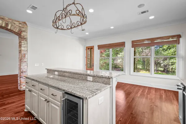 $575,000 | 129 Carrick Avenue, Madison, MS 39110