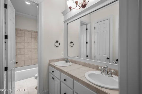 $575,000 | 129 Carrick Avenue, Madison, MS 39110