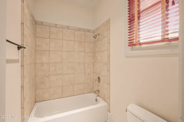 $575,000 | 129 Carrick Avenue, Madison, MS 39110