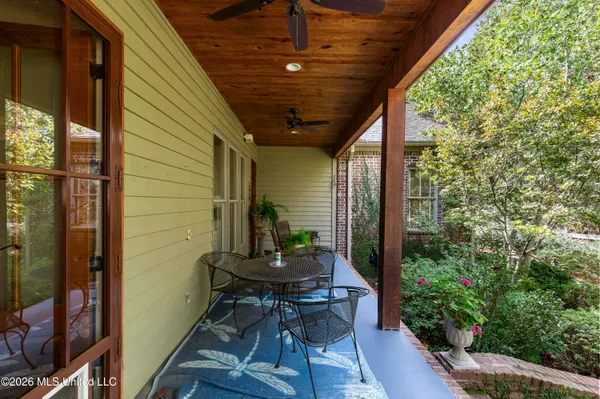 $575,000 | 129 Carrick Avenue, Madison, MS 39110