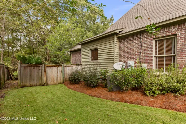 $575,000 | 129 Carrick Avenue, Madison, MS 39110