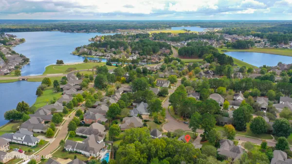 $575,000 | 129 Carrick Avenue, Madison, MS 39110