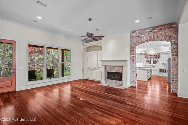 $575,000 | 129 Carrick Avenue, Madison, MS 39110