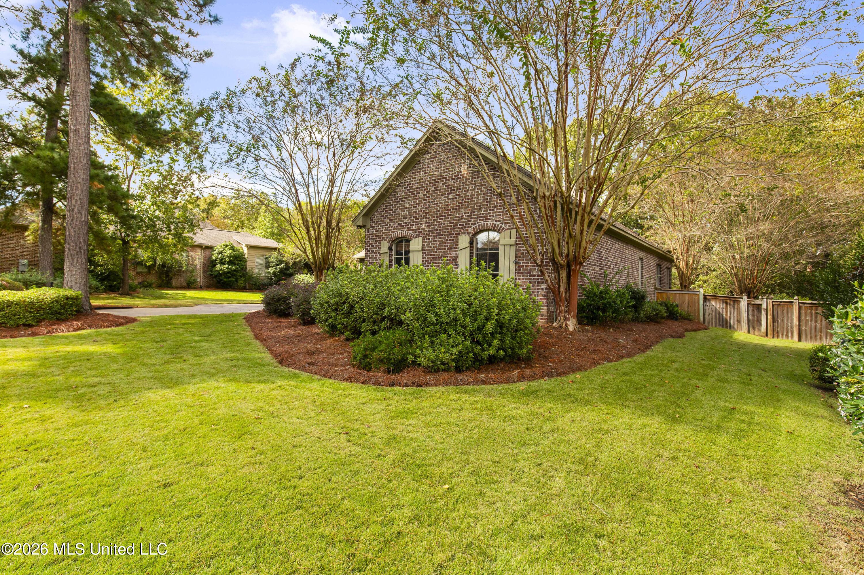 129 Carrick Avenue Madison, MS 39110 - Photo 10 of 16 129 Carrick Ave-26