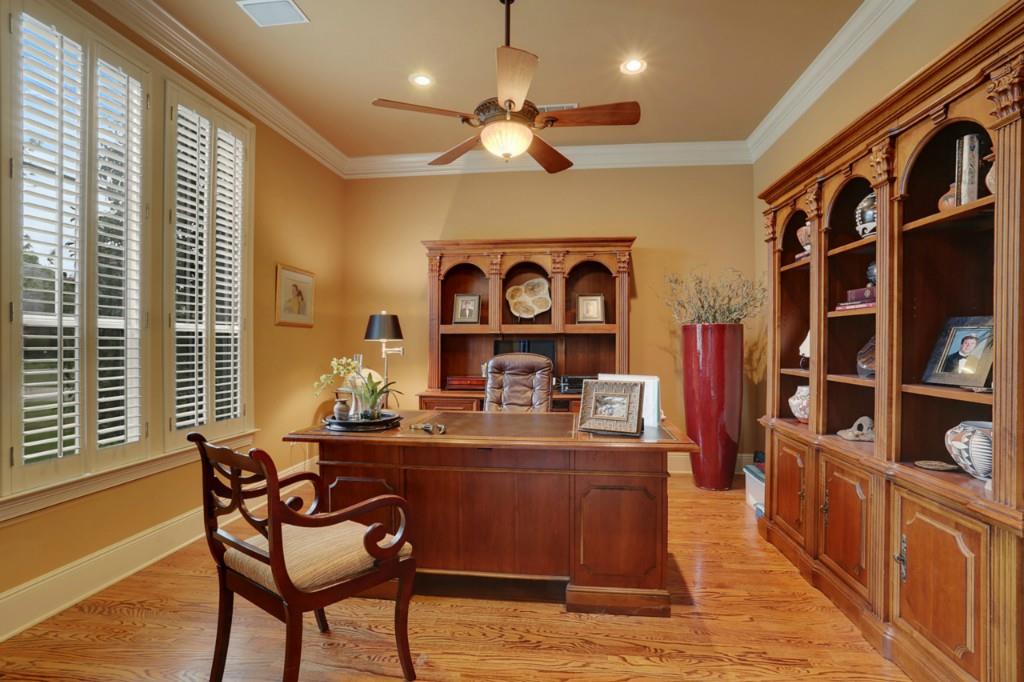900 Rue Chartes Mandeville, LA 70471 - Photo 4 of 21 Gallery Image 4
