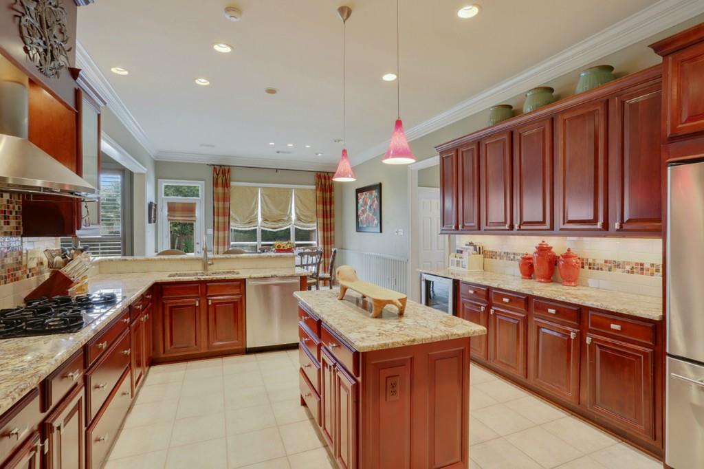 900 Rue Chartes Mandeville, LA 70471 - Photo 9 of 21 Gallery Image 9