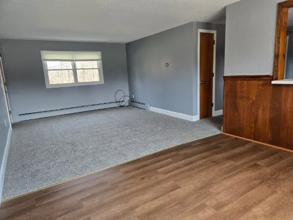 $1,800 | 19 Chapman Avenue, Unit 21, West Brookfield, MA 01585