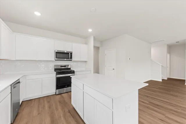 $448,590 | 709 Meadowbrook Lane, Summerville, SC 29486