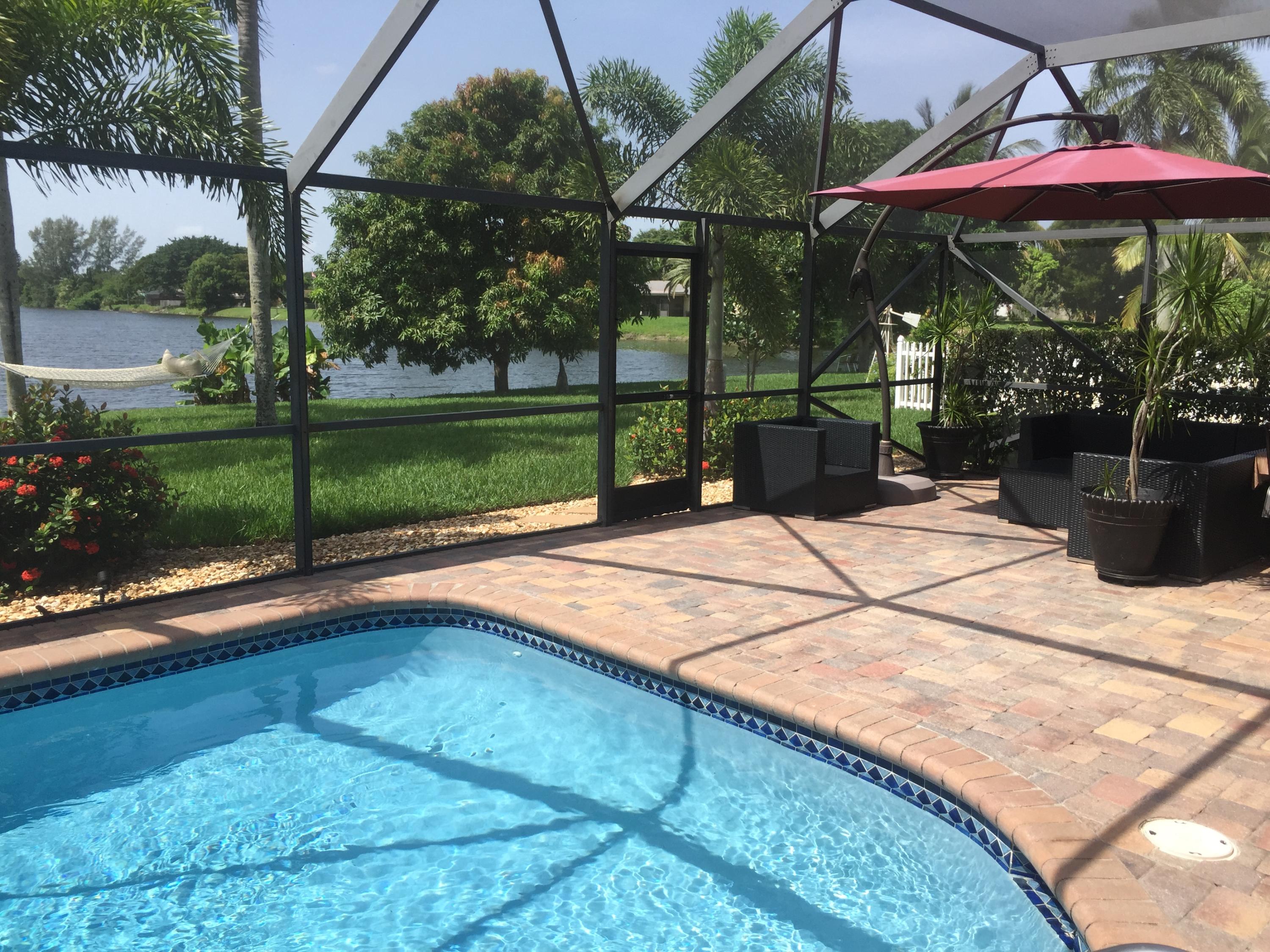 9638 Lancaster Place Boca Raton, FL 33434 - Photo 3 of 26 Big backyard