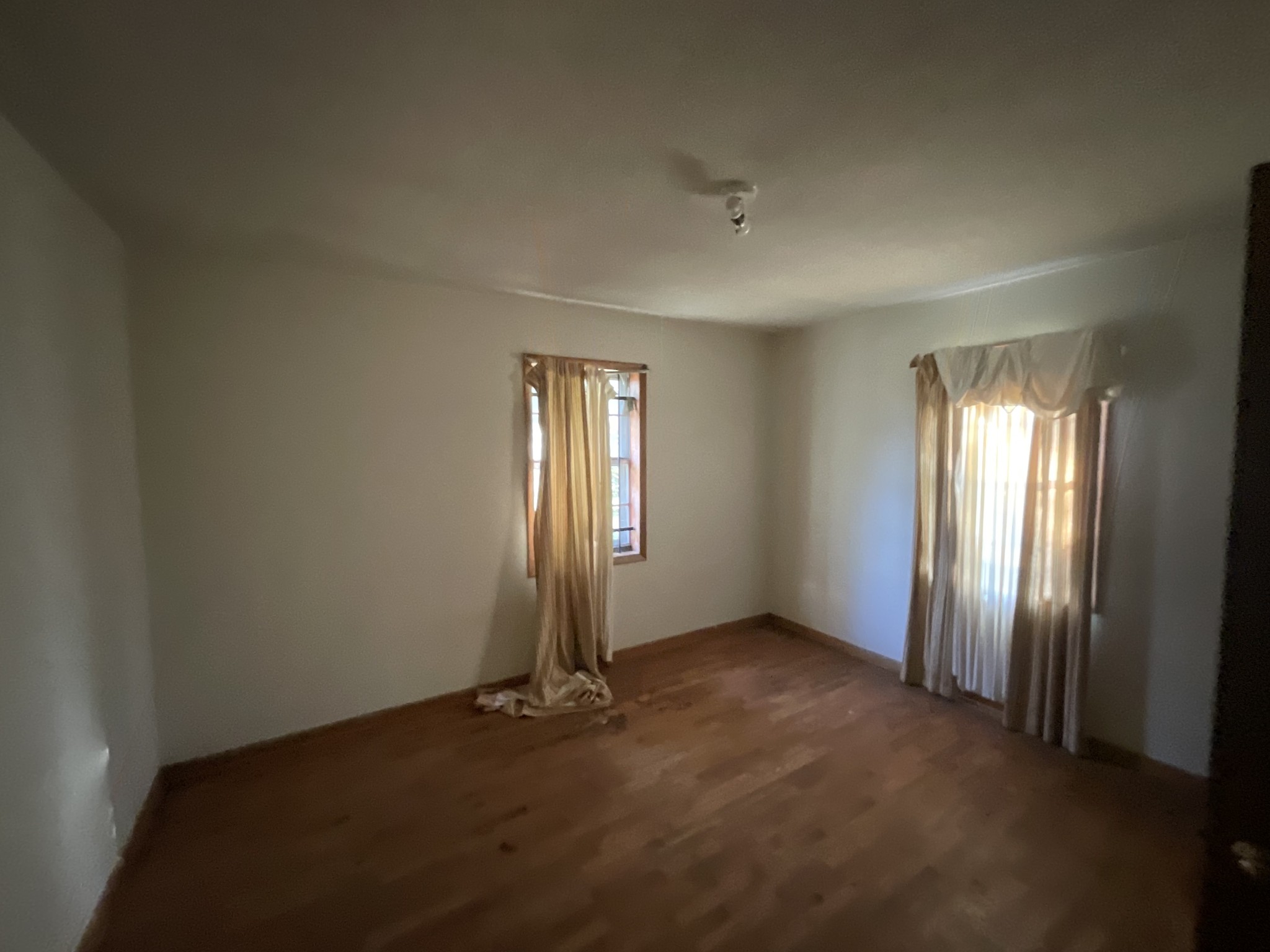 1035 Rube Scott Road Grand Junction, TN 38039 - Photo 15 of 22 an empty room with windows