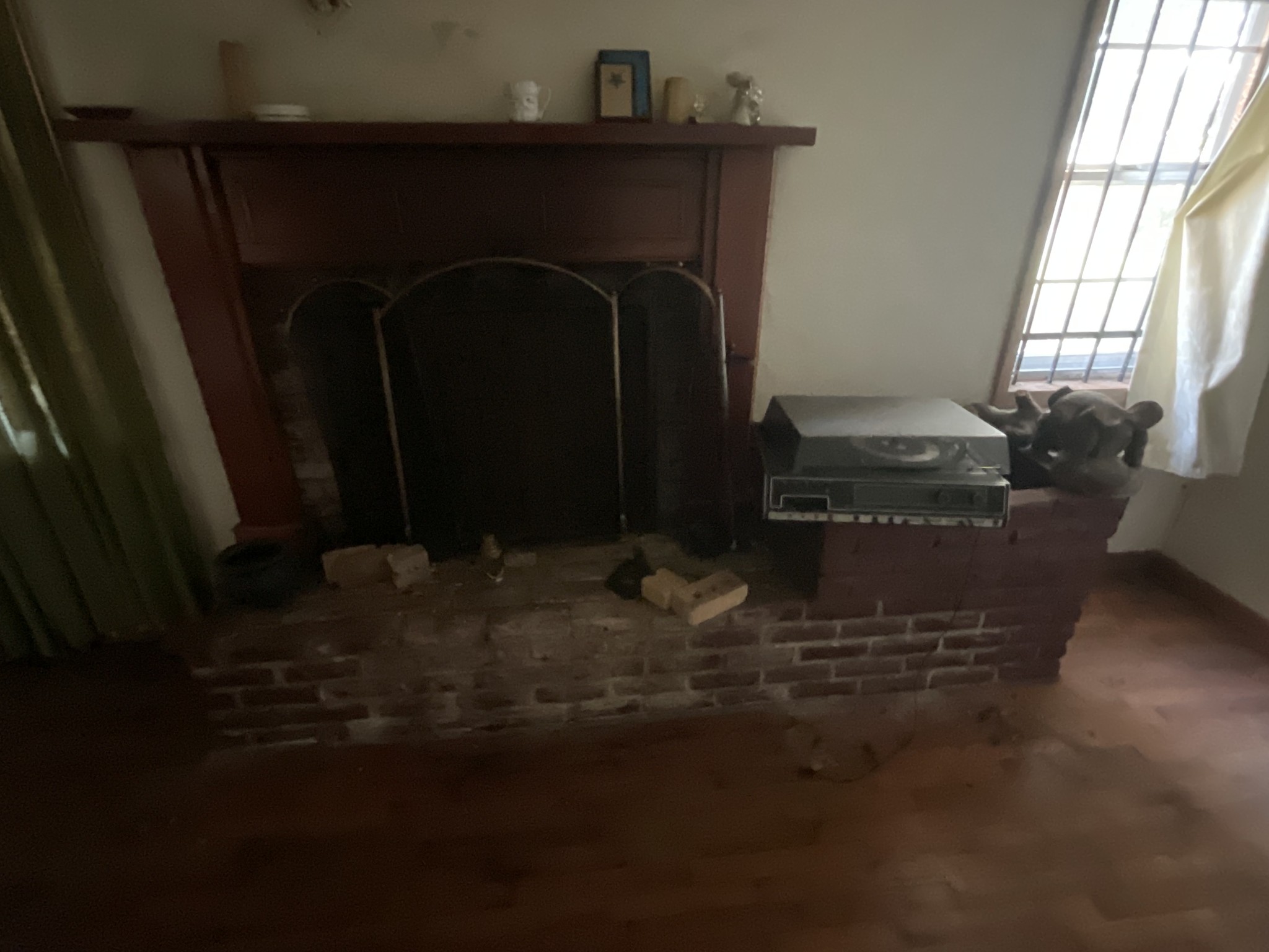 1035 Rube Scott Road Grand Junction, TN 38039 - Photo 18 of 22 a living room with a fireplace